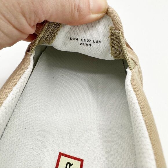 Hunter Canvas Plimsoll Desert Camo Slip-On Sneakers Pink Sole Women Sz 6 - Picture 10 of 14